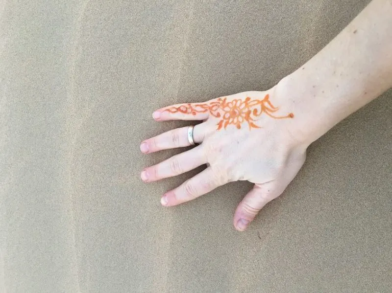 Henna tattoo desert camp Dubai desert safari