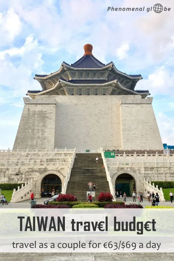 How to travel Taiwan on a budget! We spent €63/$69 per day during our 1-month trip. Read all about the costs for accommodation, transport, food & activities. #Taiwan #TravelBudget
