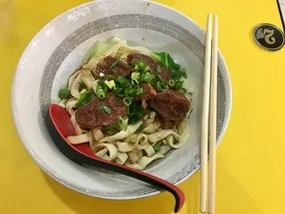Things to eat in Taiwan beef noodles Best Beef Noodles in Taipei
