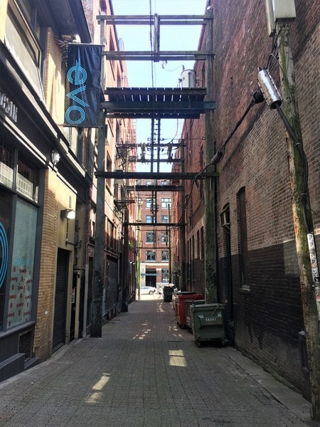 Discover the alleys of Gastown Vancouver