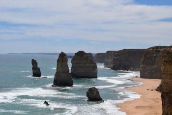 Things to see along the Great Ocean Road - the Twelve Apostles
