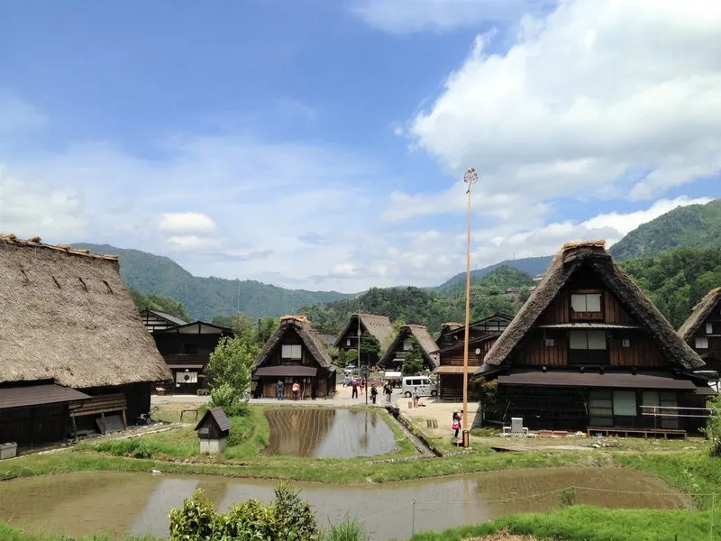 Houses with gassho-zukuri roofs in Shirakawa-go Japanese Alps