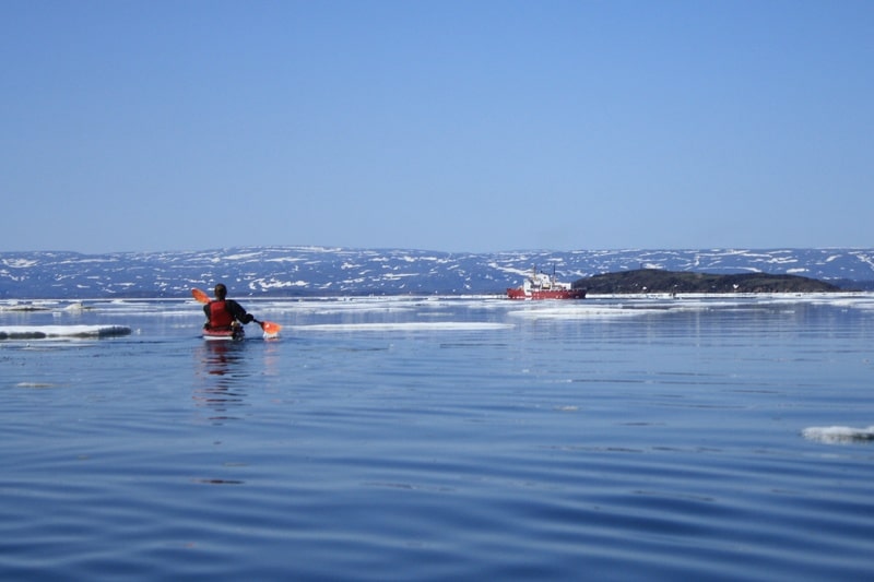 Iqaluit activities kayaking on the bay - photo by Voyageur Tripper
