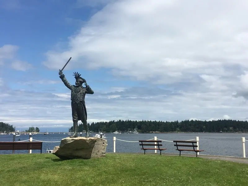 Statue Nanaimo Harbourfront Vancouver Island